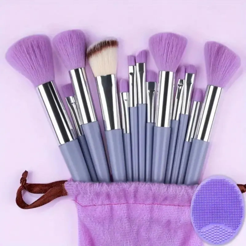 Soft Fluffy Makeup Brushes