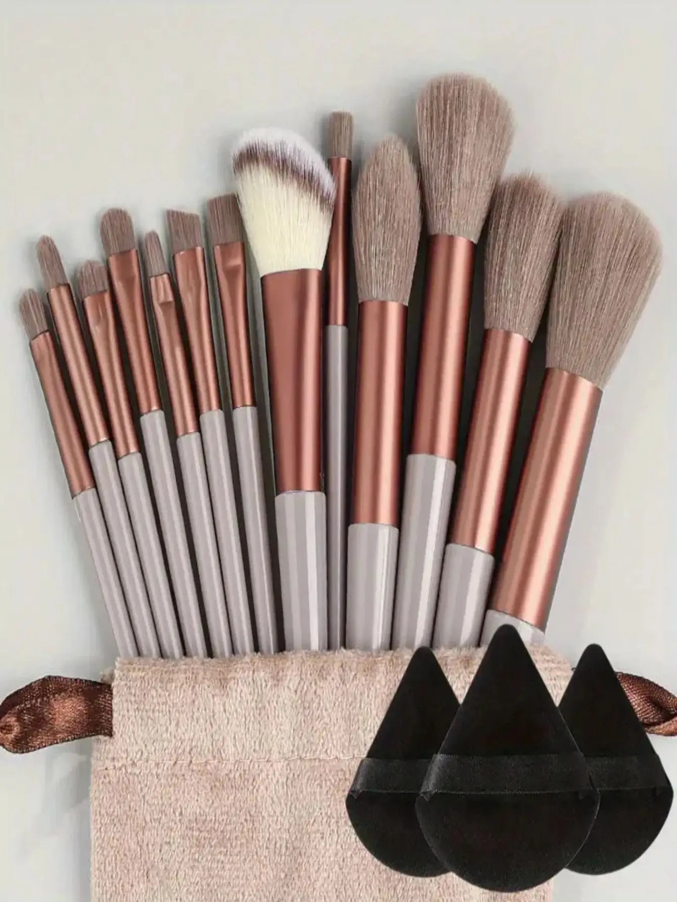Soft Fluffy Makeup Brushes