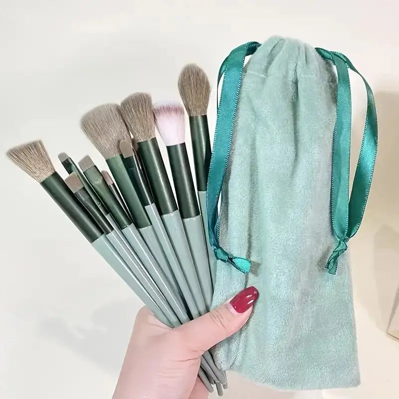 Soft Fluffy Makeup Brushes