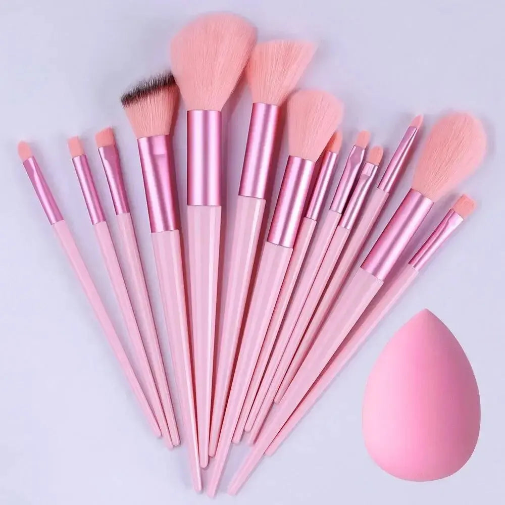 Soft Fluffy Makeup Brushes