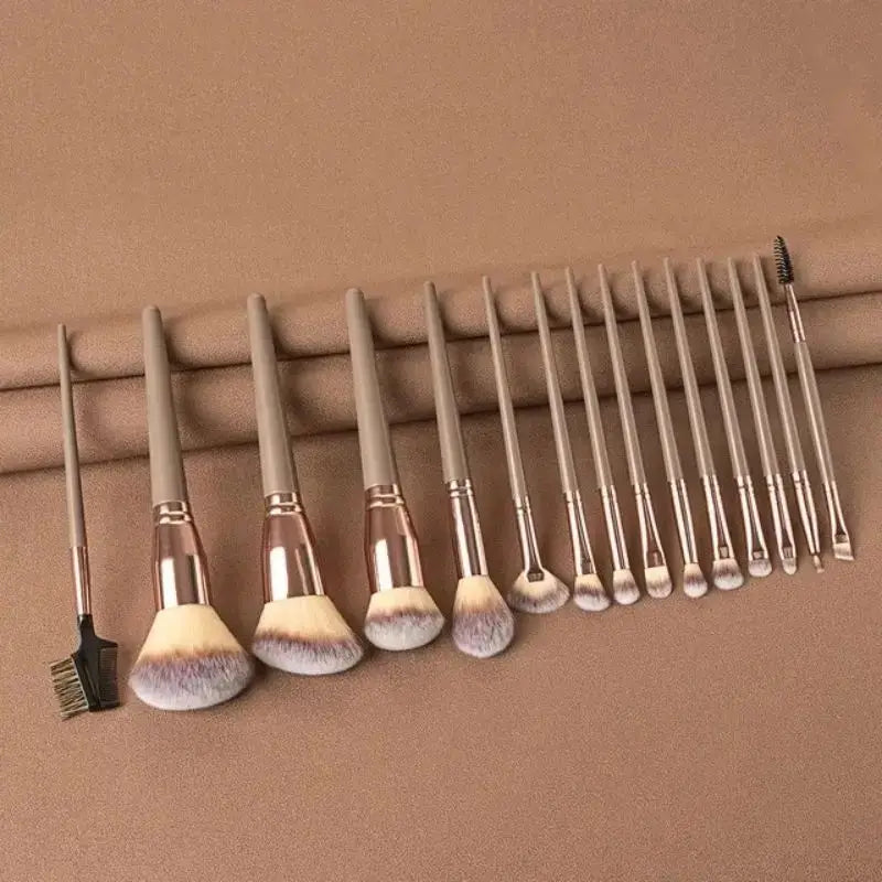 Soft Fluffy Makeup Brushes