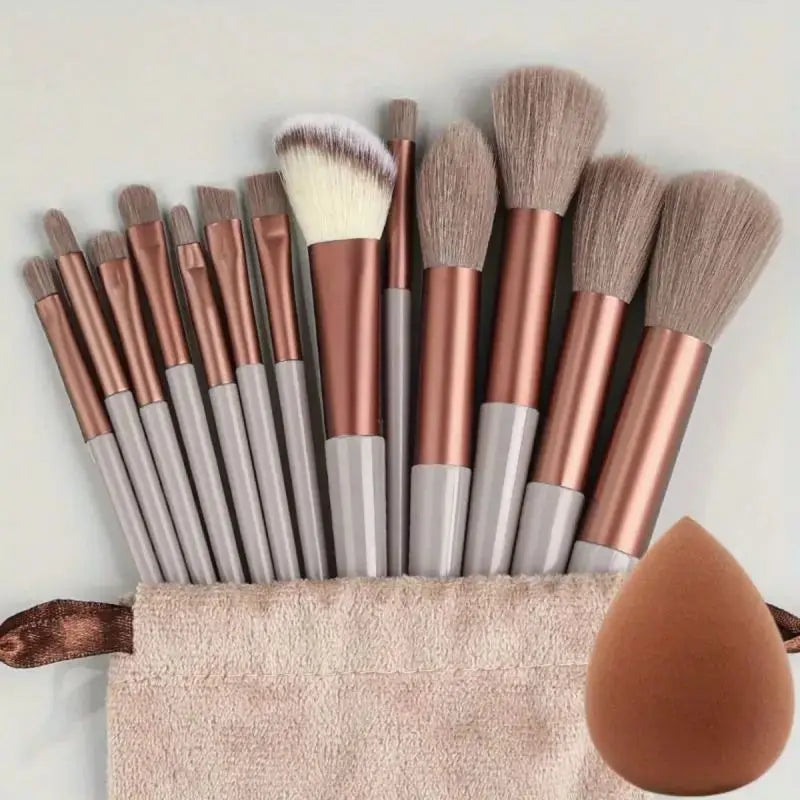 Soft Fluffy Makeup Brushes