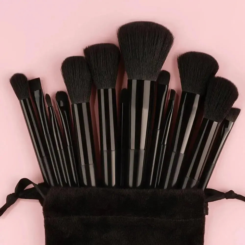 Soft Fluffy Makeup Brushes