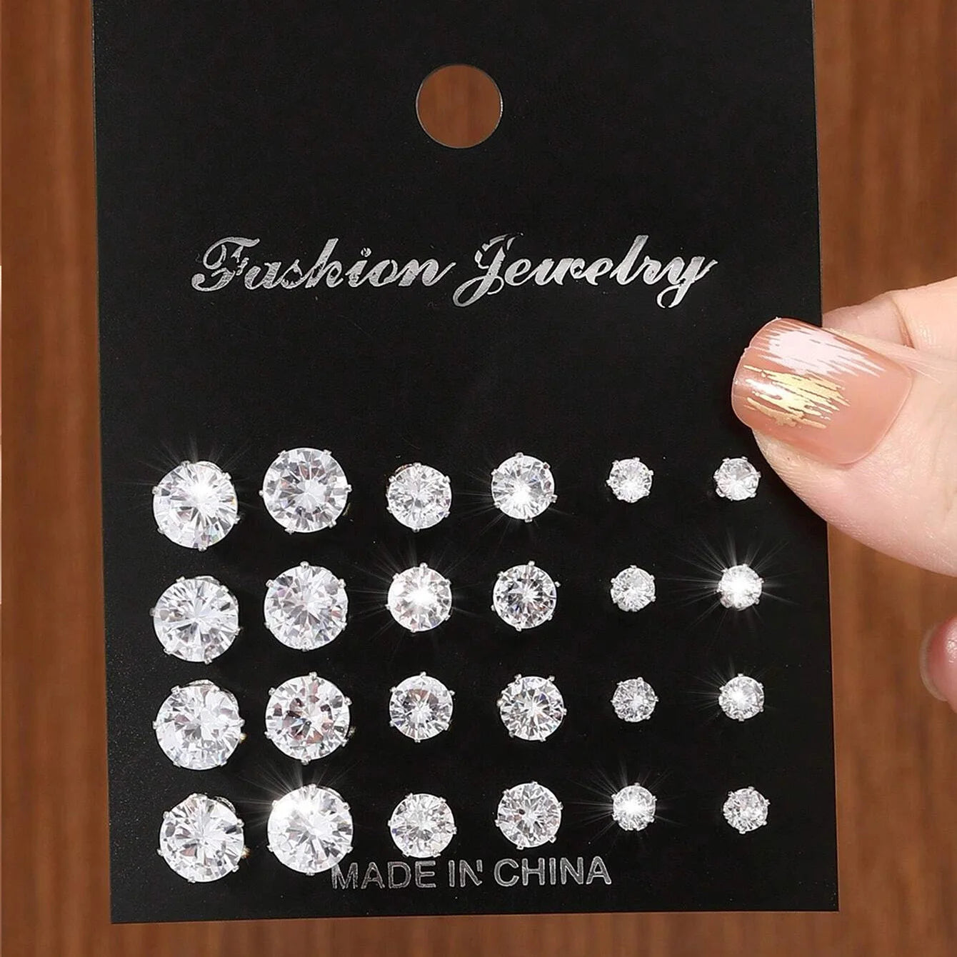 Elegant Earrings Set