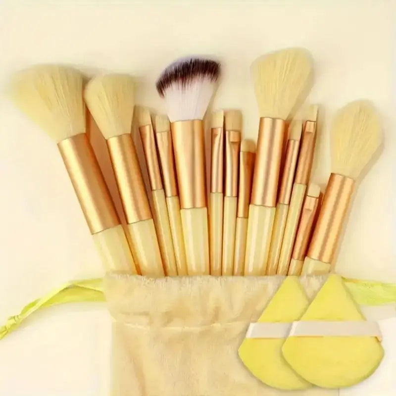 Soft Fluffy Makeup Brushes