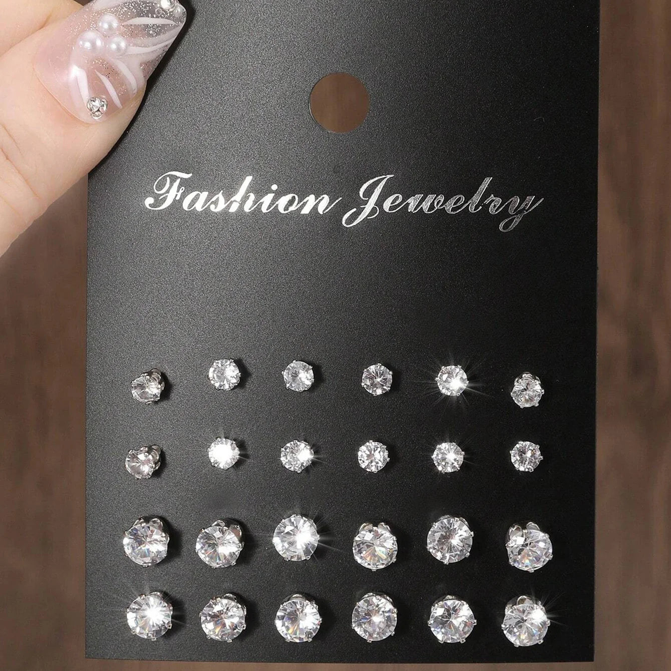 Elegant Earrings Set